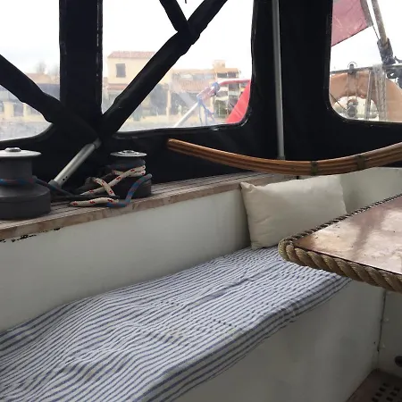 船屋 Boat In Cap D'agde *